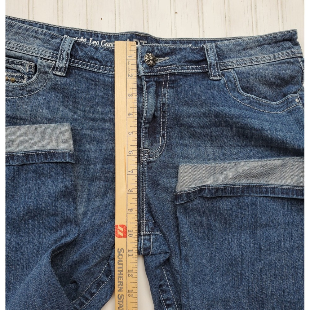 Capri Jeans Blue Embellished Pocket Womens Size 16P Modern Straight Leg Apt 9 - Picture 4 of 6